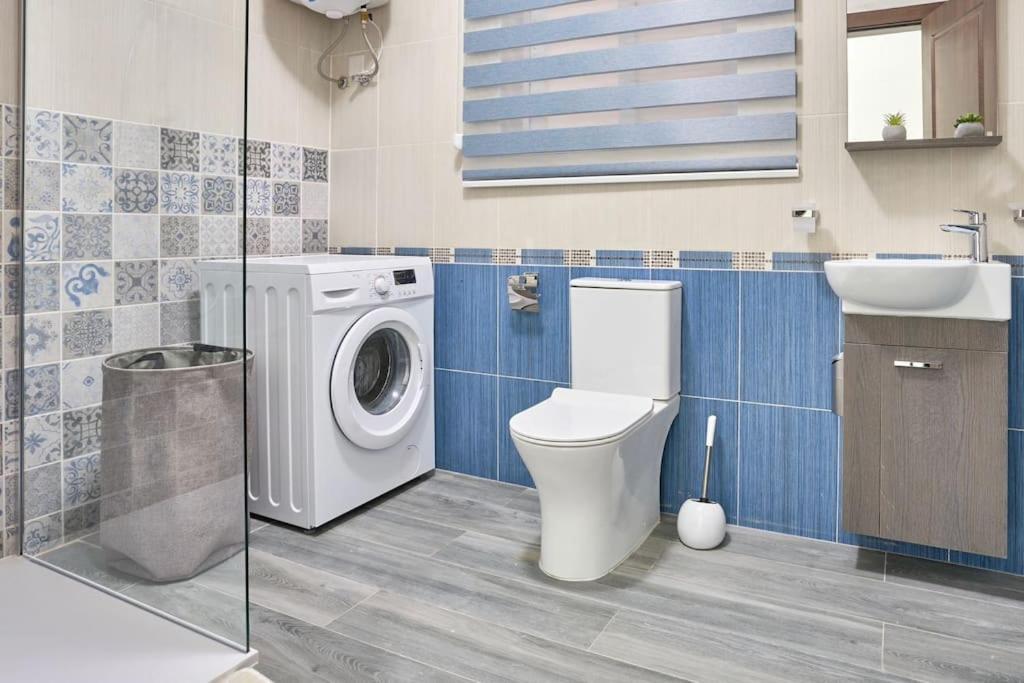 Two Bedroom Apartment In Xemxija, San Pawl il-Baħar Kültér fotó